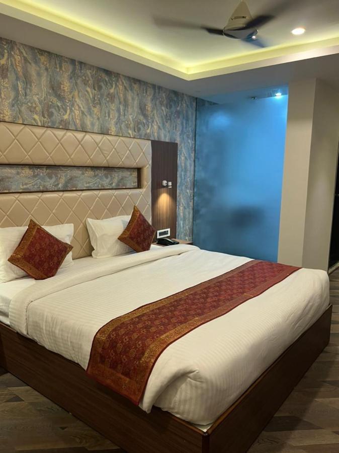 The Triumph Hotel Varanasi Luaran gambar