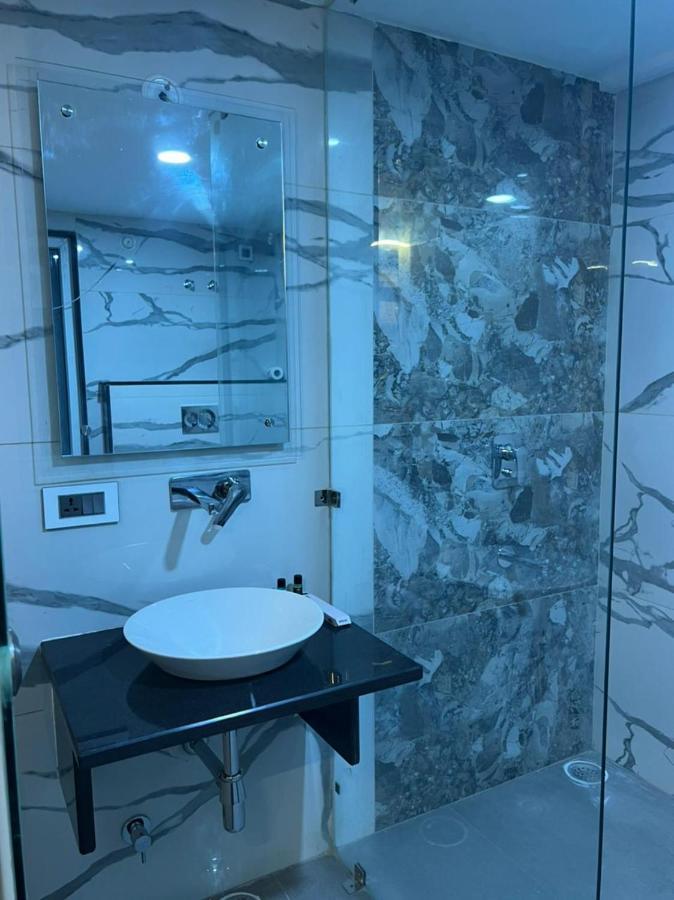 The Triumph Hotel Varanasi Luaran gambar