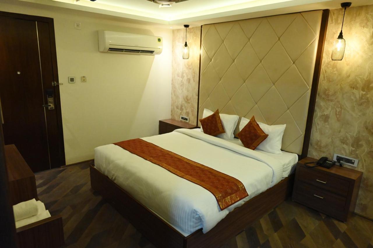 The Triumph Hotel Varanasi Luaran gambar