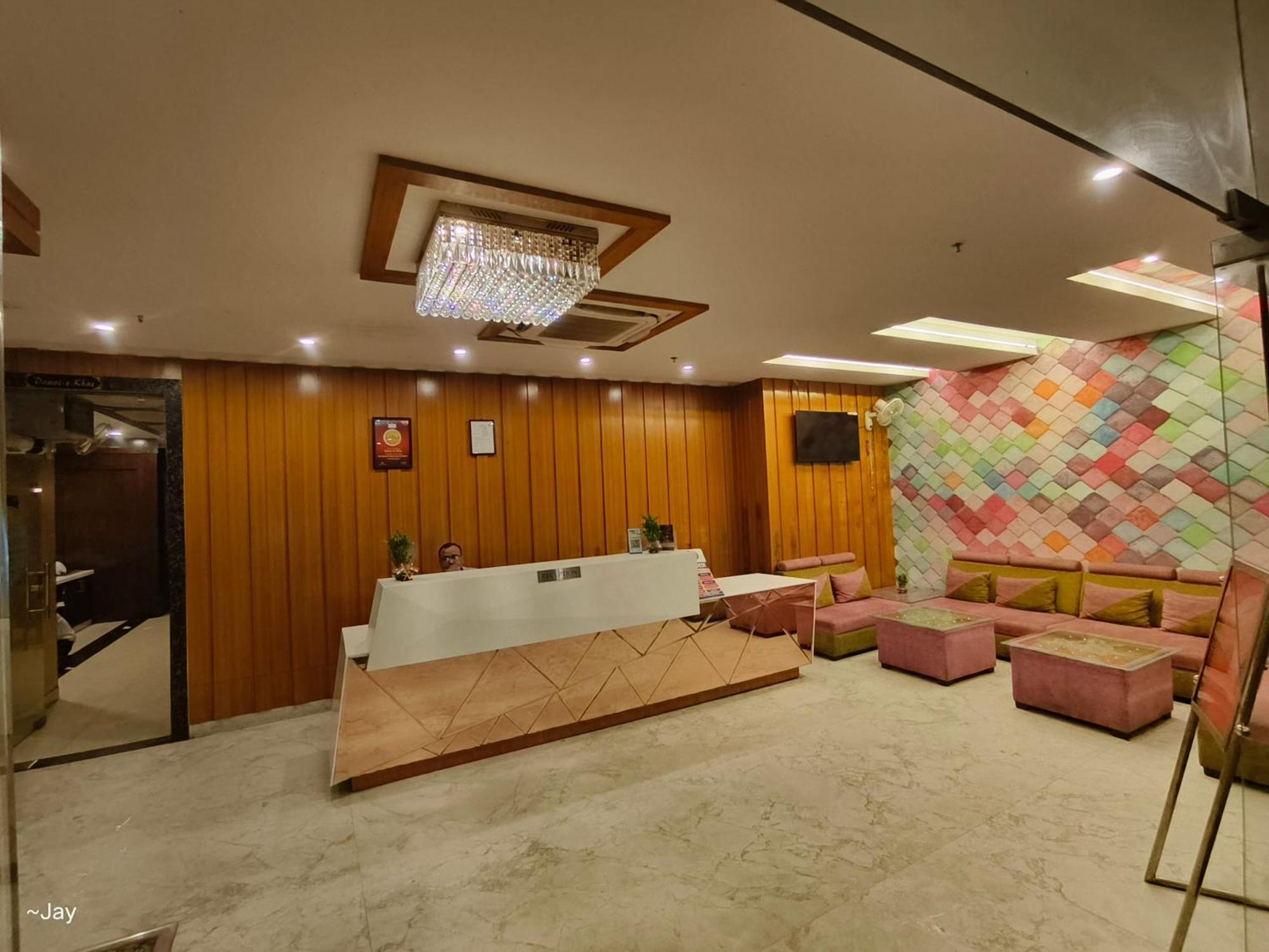 The Triumph Hotel Varanasi Luaran gambar