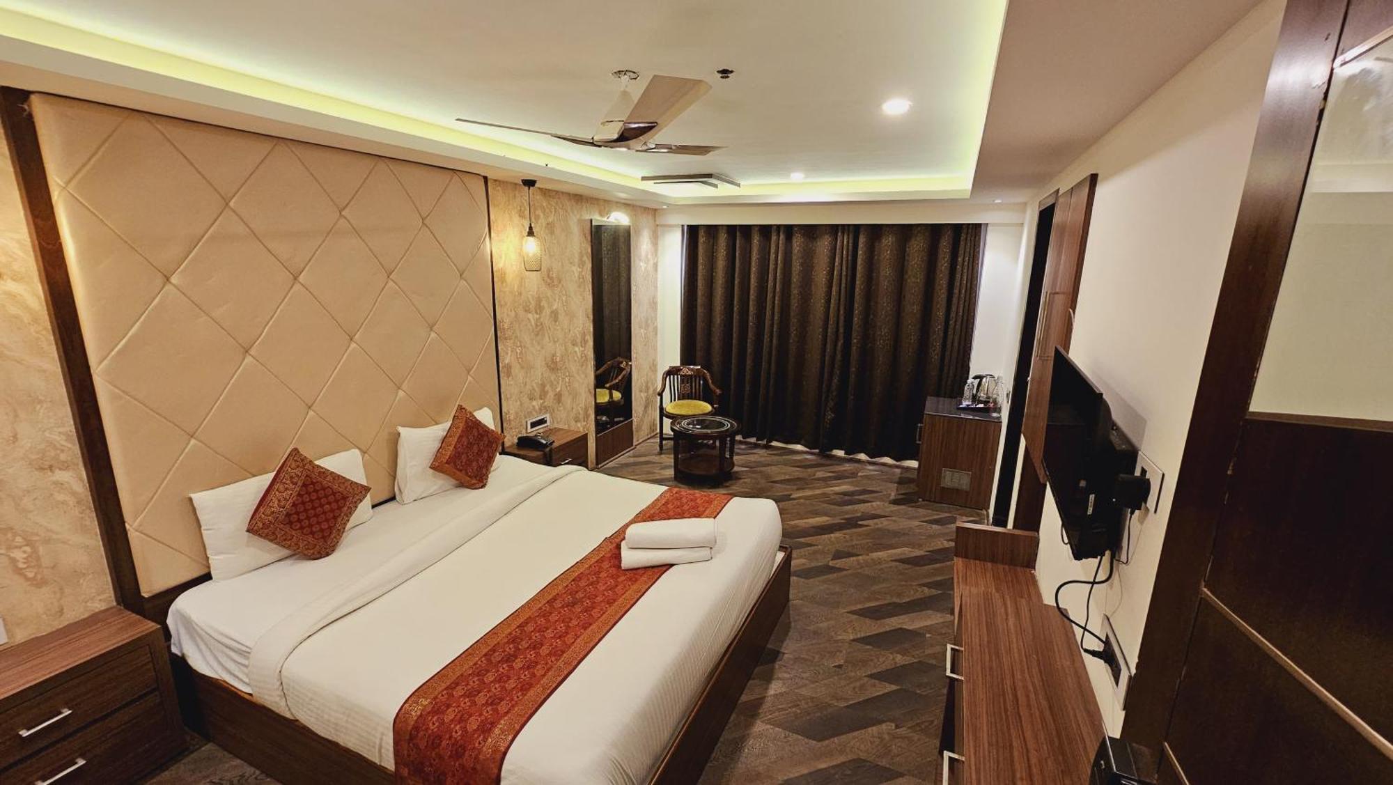 The Triumph Hotel Varanasi Luaran gambar