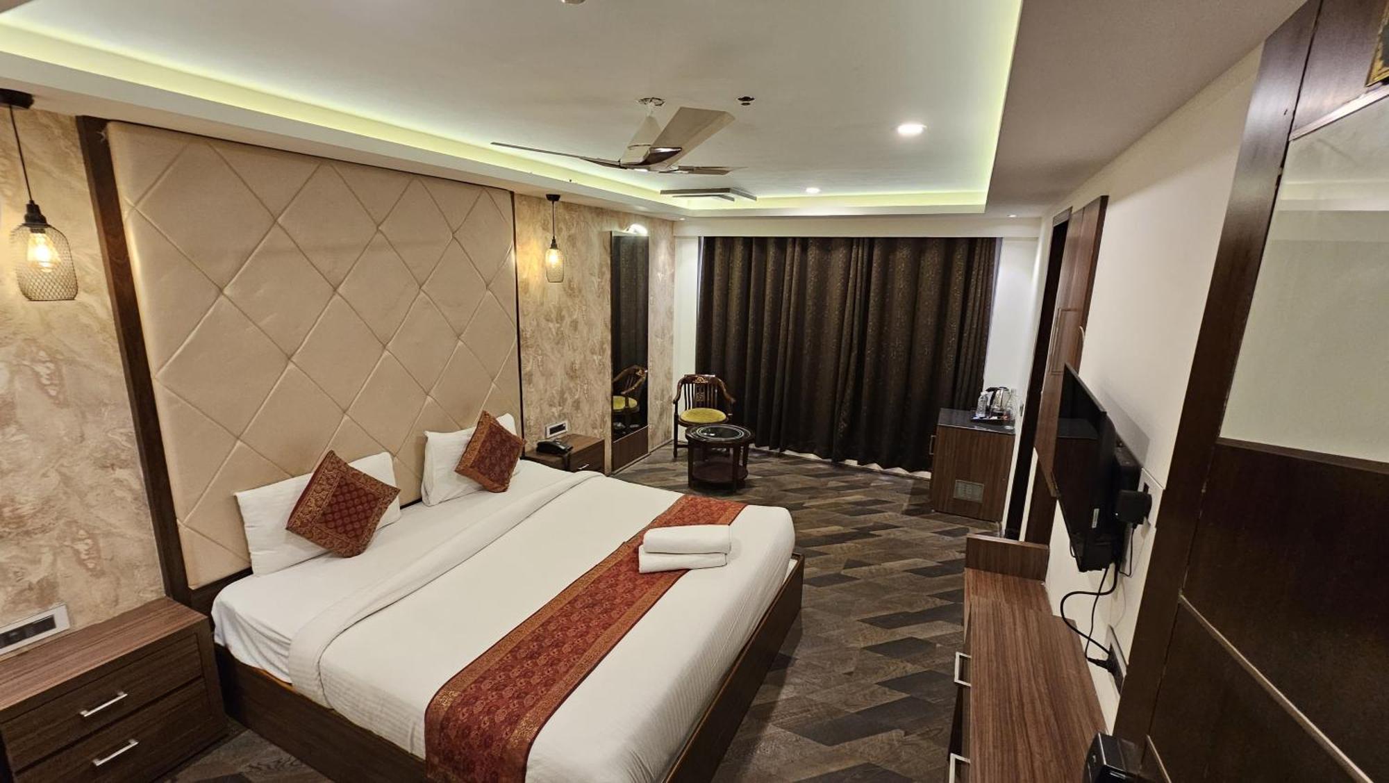 The Triumph Hotel Varanasi Luaran gambar