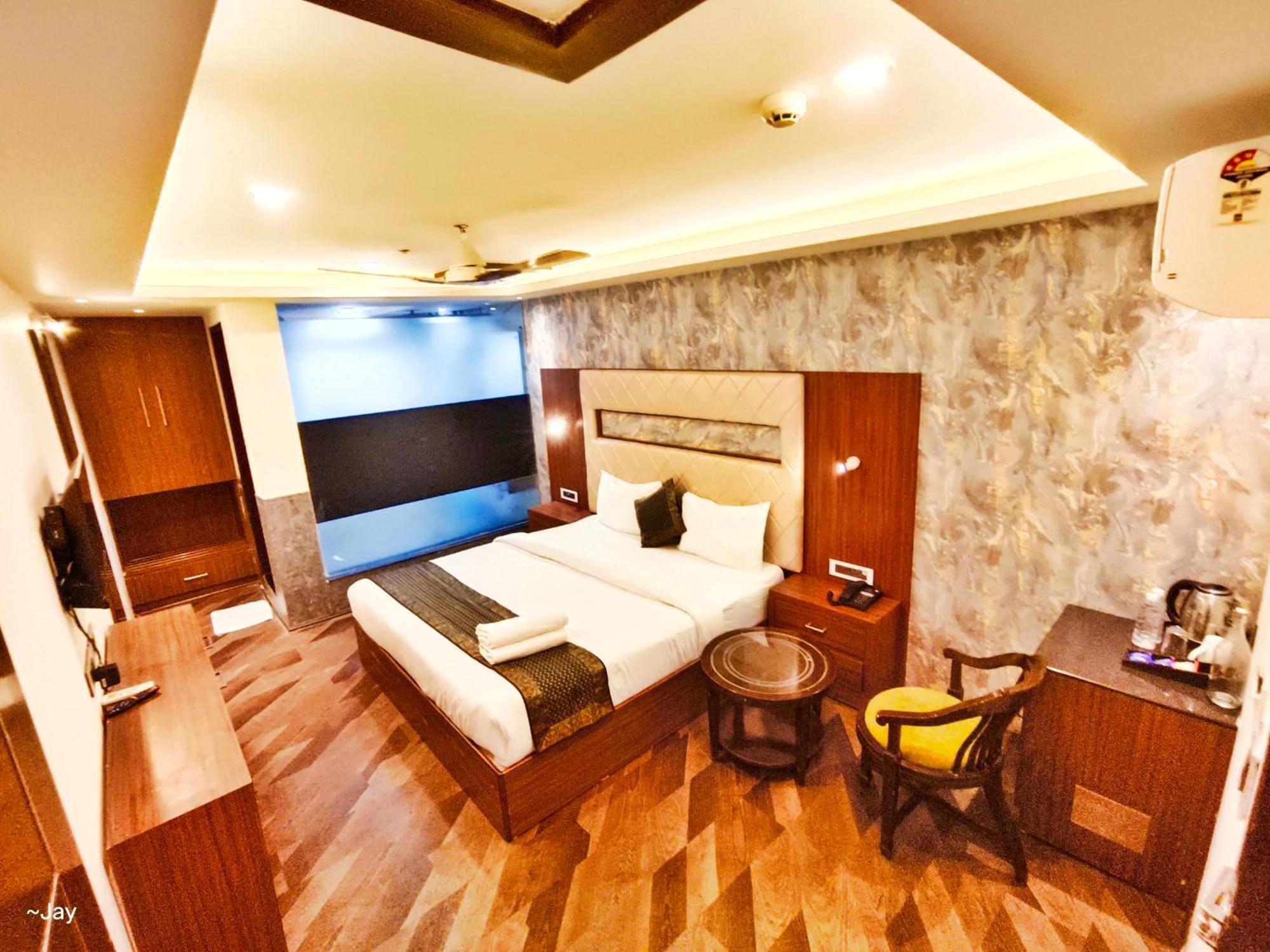 The Triumph Hotel Varanasi Luaran gambar